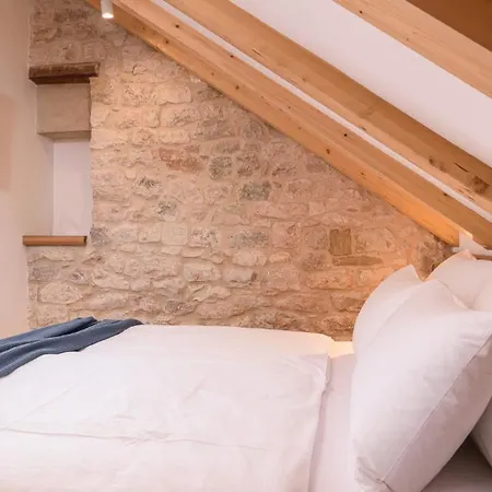 Oleander * טרוגיר